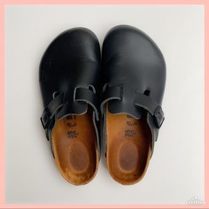 Birkenstock Boston Leather Clogs